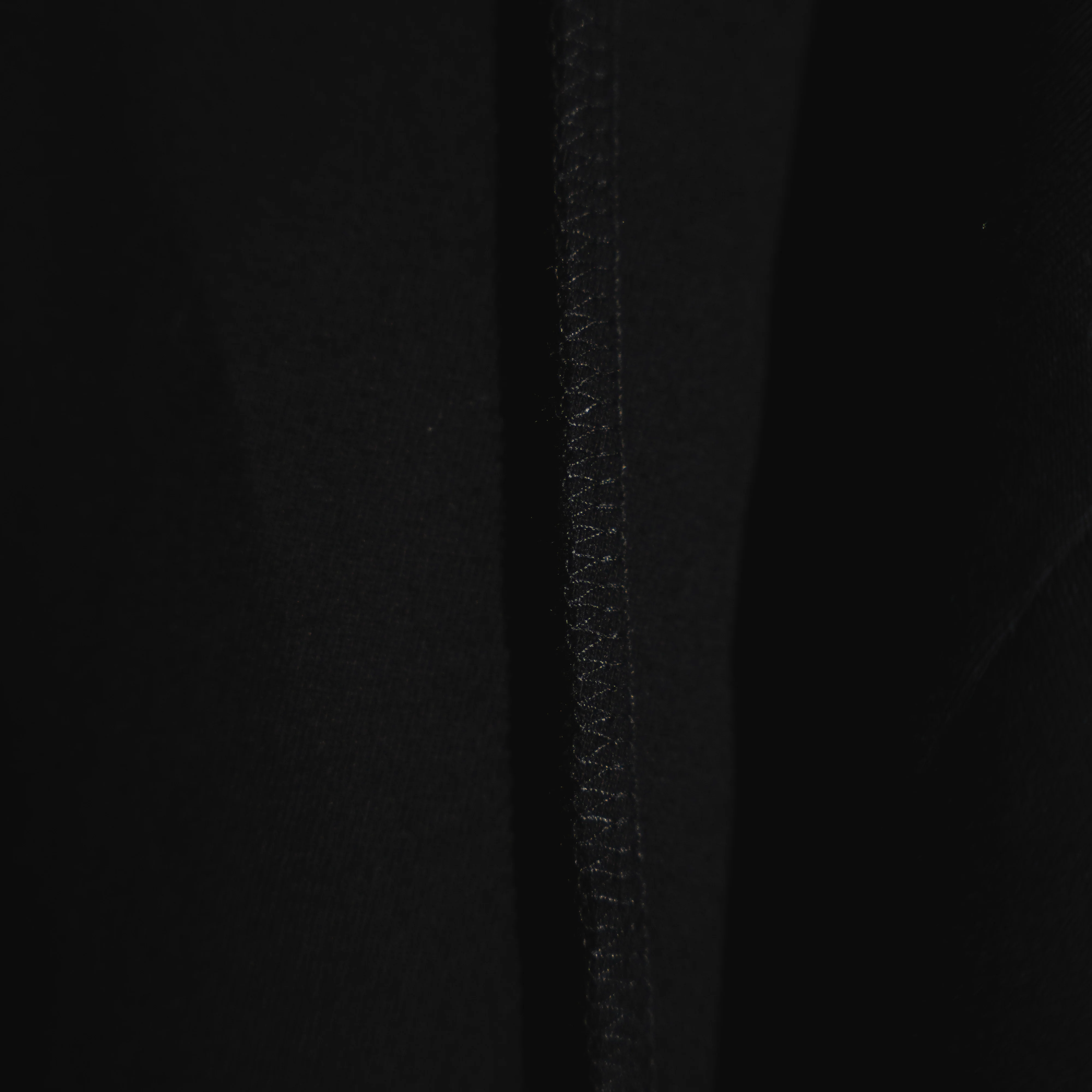 ESSENTIAL BASIC TEE BLACK - Image 3
