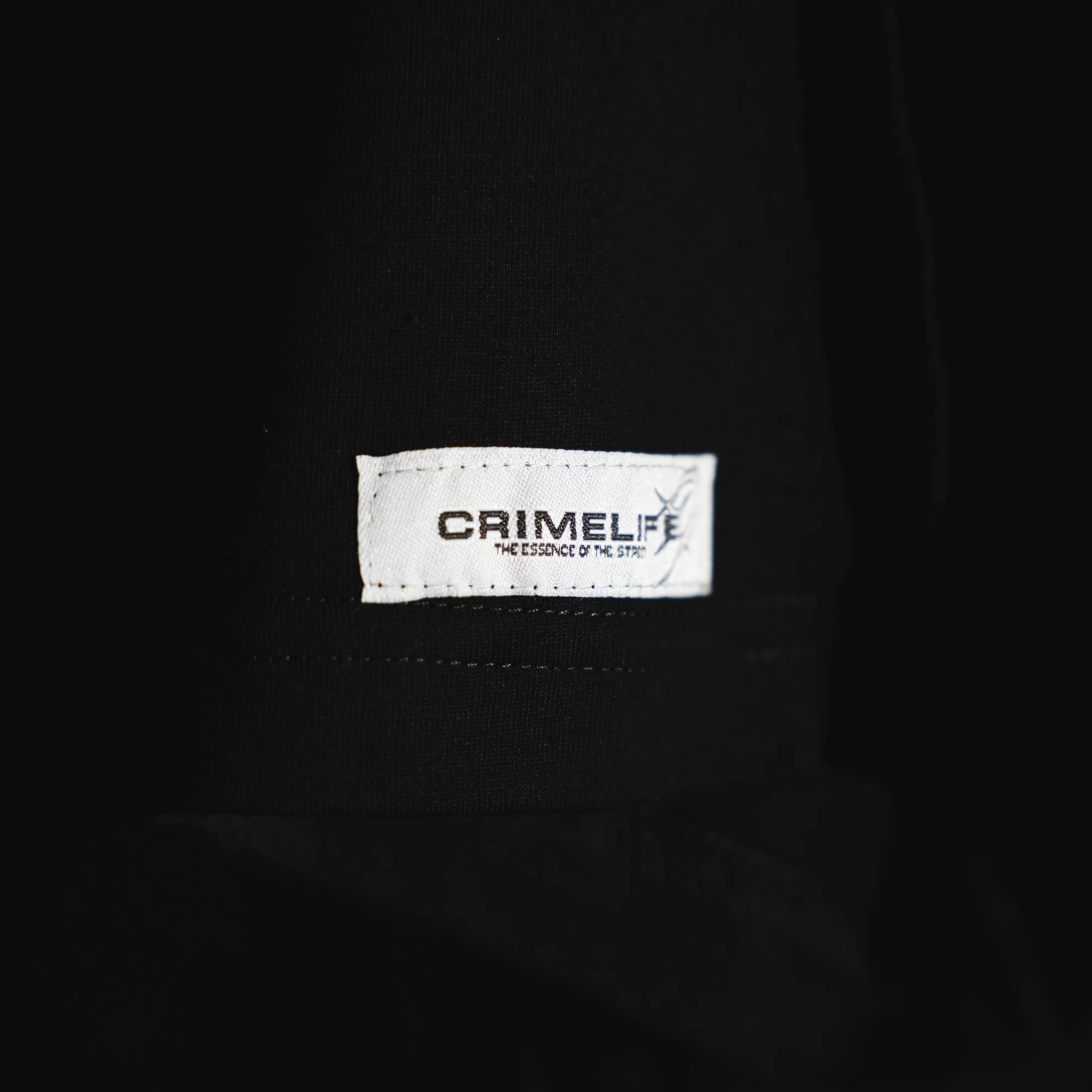 ESSENTIAL BASIC TEE BLACK - Image 4