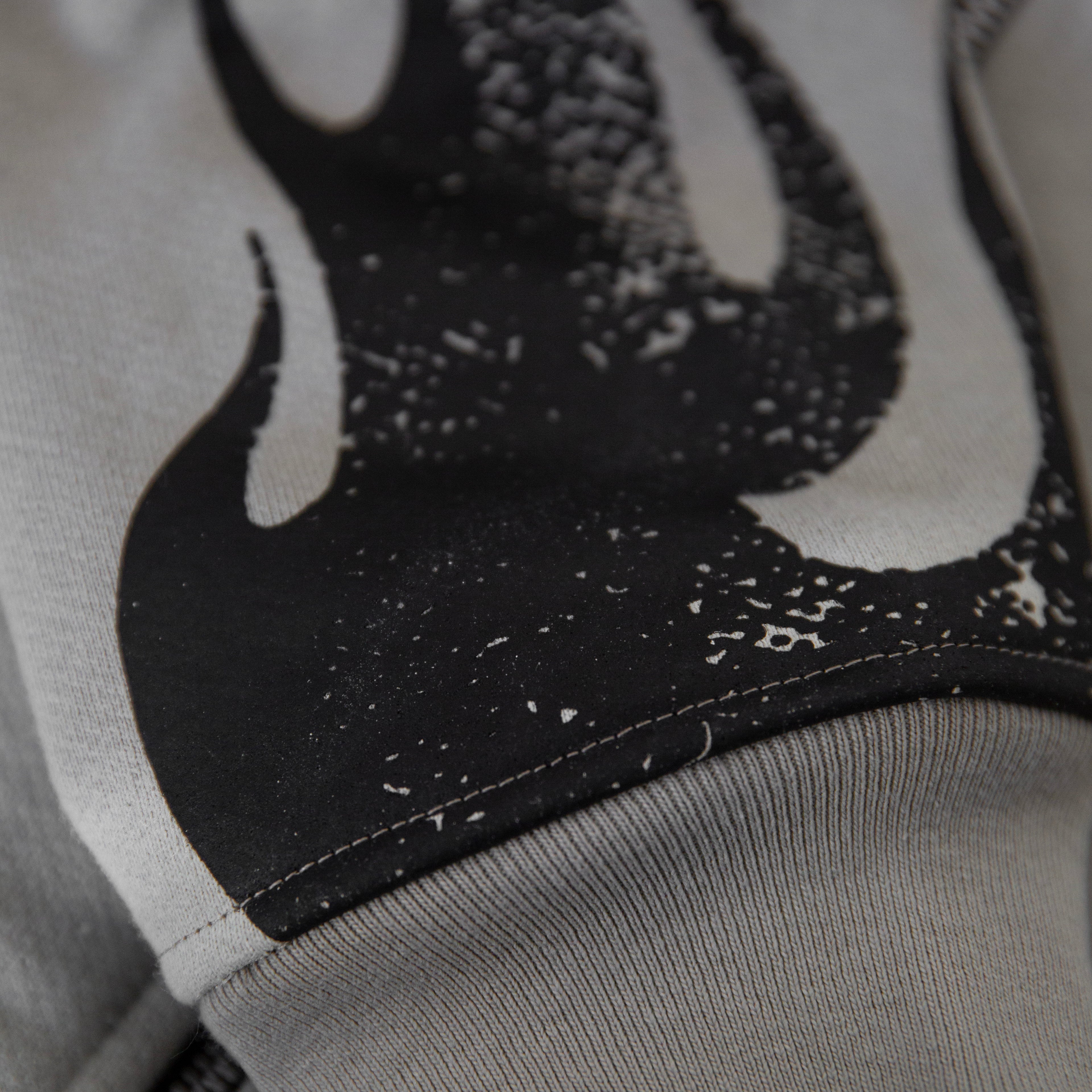 FLAME STAR ZIPP HOODIE - Image 4