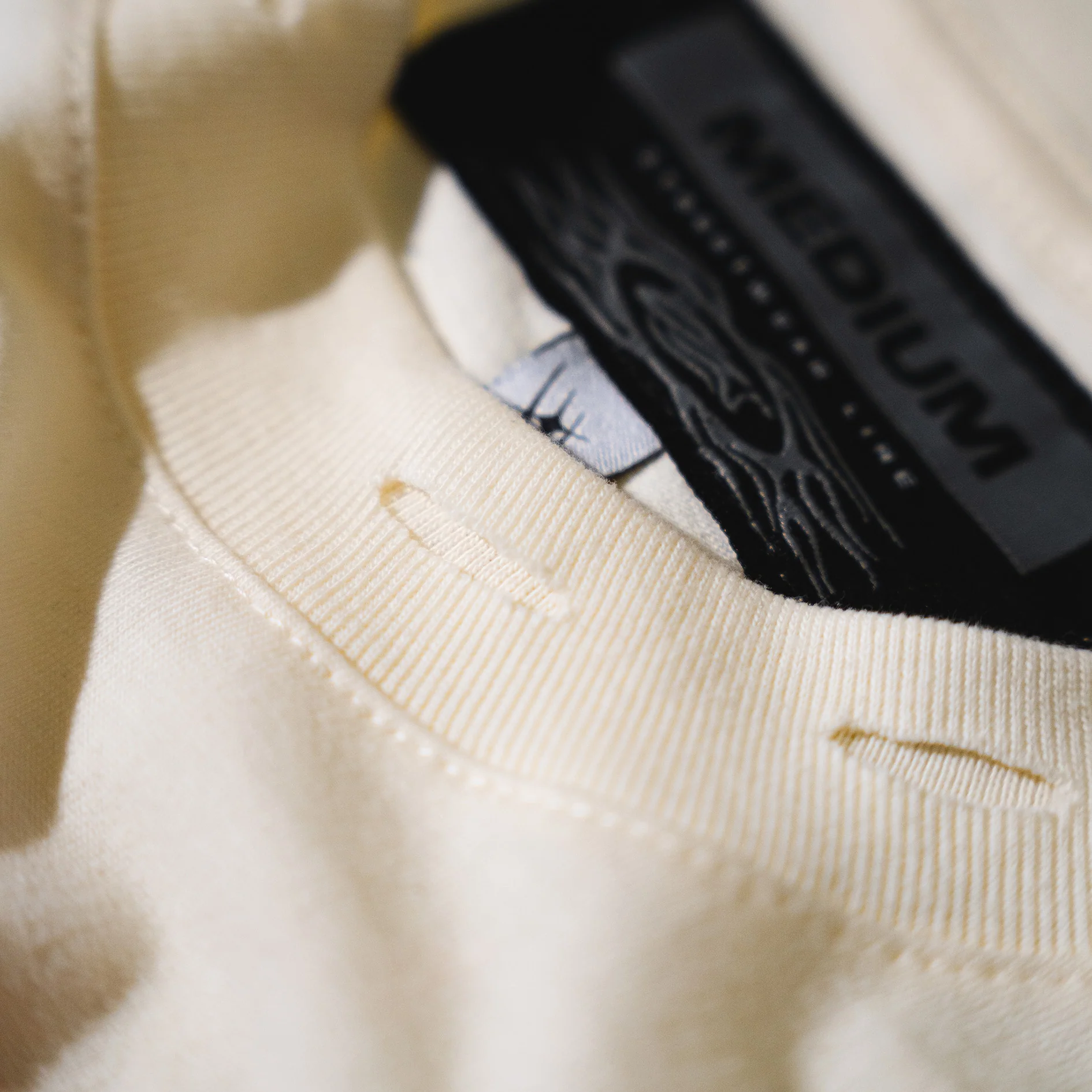 LOST SIGNAL TEE - Image 3