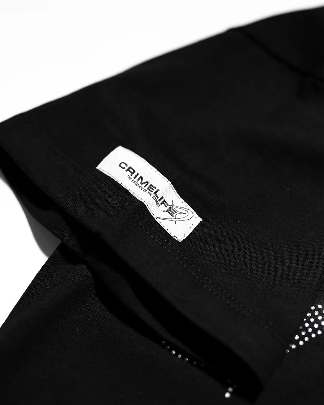 LUXURY TAG CROP TOP - Image 2